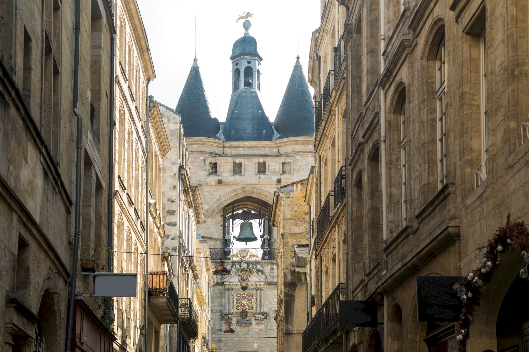 investir grosse cloche de bordeaux