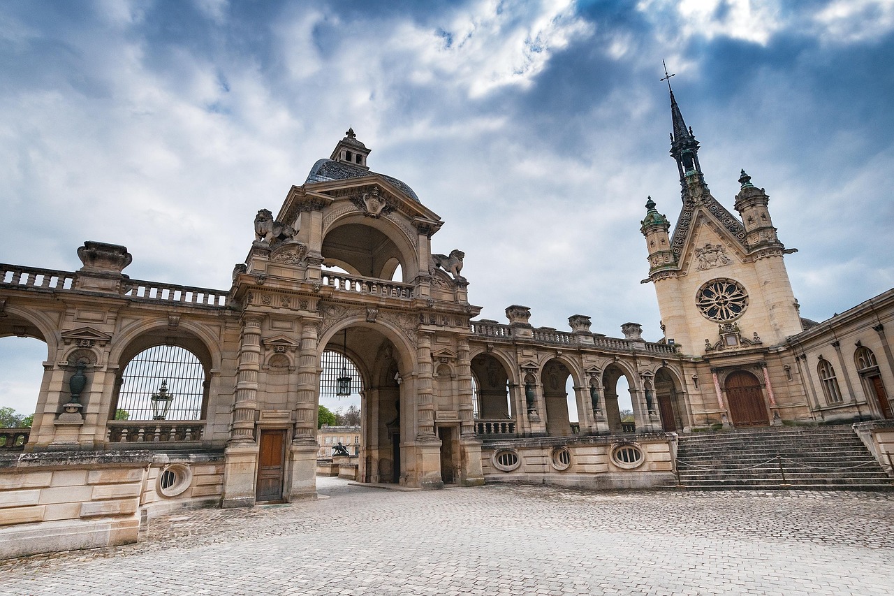 découvrez l'histoire fascinante du château trompette, une forteresse emblématique offrant un aperçu unique du patrimoine architectural et militaire.