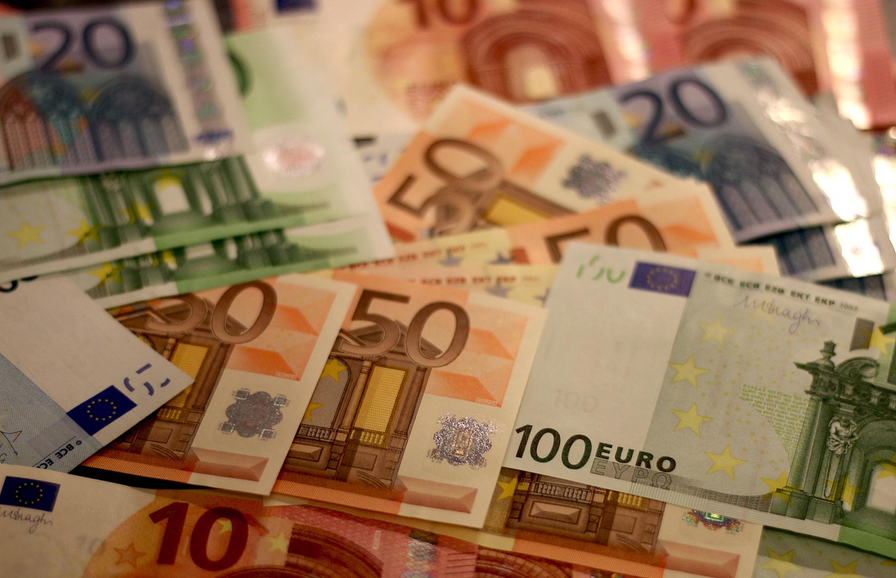 découvrez une sélection exceptionnelle de vins à moins de 10 euros alliant qualité et petit prix.