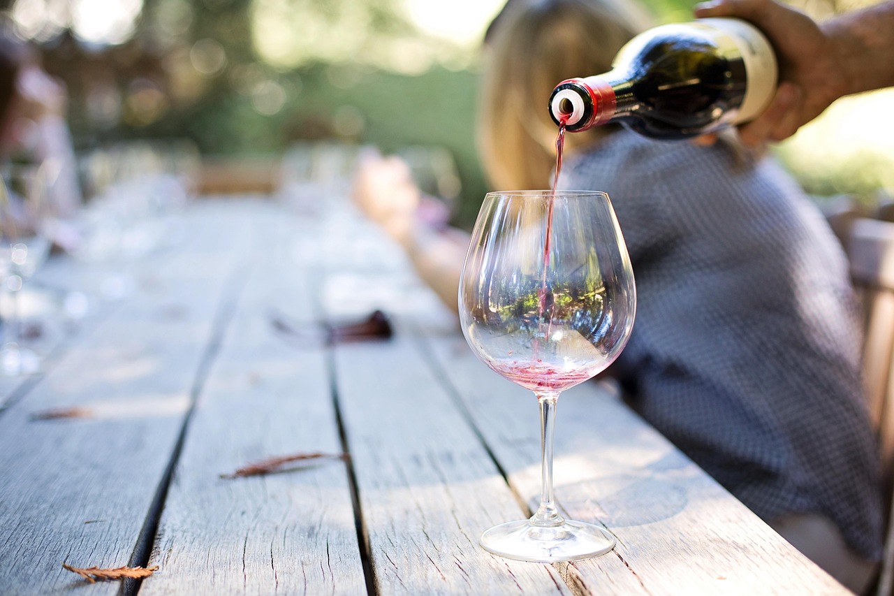 découvrez notre vin rouge primé, reconnu pour sa qualité exceptionnelle et ses arômes raffinés, idéal pour accompagner vos repas ou célébrations.